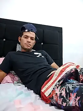 Snapshot of johancastw chatting on 03.30.26 johancastw online show from 03.30.26