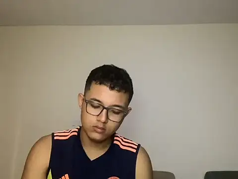 Chriis 18 online show from 04.14.26