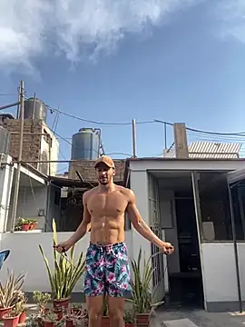 Snapshot of Quinterom chatting on 03.30.26 Quinterom online show from 03.30.26