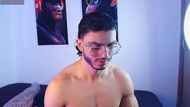 IamAxel03 online show from 05.01.26
