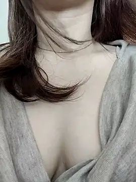 Snapshot of Easyly0 chatting on 03.27.26 Easyly0 online show from 03.27.26