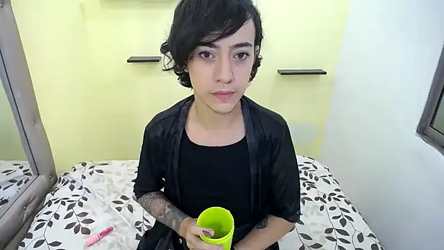 romina white18 online show from 05.07.26