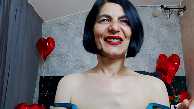 Snapshot of KalystaSwiss chatting on 04.16.26 KalystaSwiss online show from 04.16.26