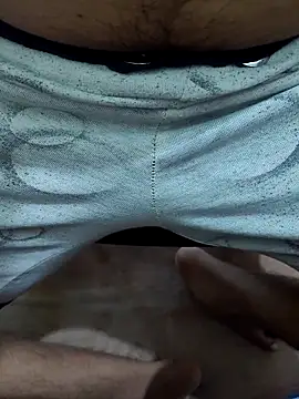 Snapshot of sweetcock180 chatting on 03.28.26 sweetcock180 online show from 03.28.26