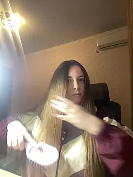 Snapshot of lunaAmore chatting on 03.28.26 lunaAmore online show from 03.28.26