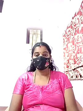 Snapshot of tamilratchasii chatting on 05.07.26 tamilratchasii online show from 05.07.26