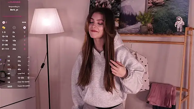 CherlyGuss online show from 04.18.26