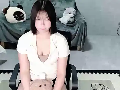 Snapshot of YangYang--baby chatting on 04.06.26 YangYang--baby online show from 04.06.26