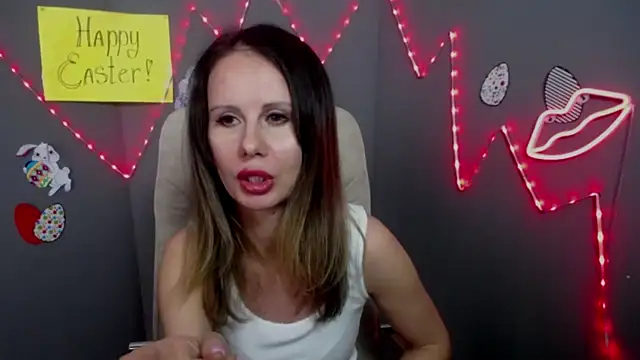 Snapshot of ElsaFrey chatting on 04.03.26 ElsaFrey online show from 04.03.26