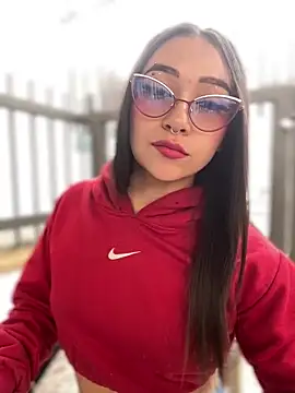 Snapshot of Ashley_pinkk21 chatting on 03.27.26 Ashley pinkk21 online show from 03.27.26