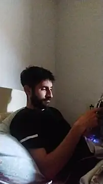 hornyturkishboy1994 online show from 04.24.26