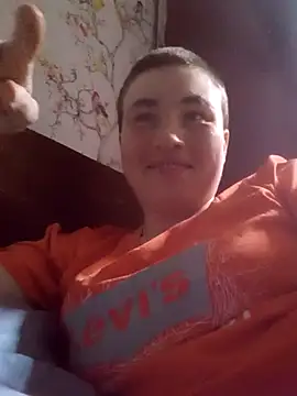 AlyssaAnq online show from 04.20.26