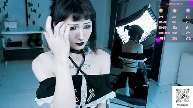 H3xD0ll online show from 08.02.26