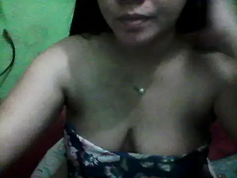 Snapshot of sweety_honey27 chatting on 04.01.26 sweety honey27 online show from 04.01.26