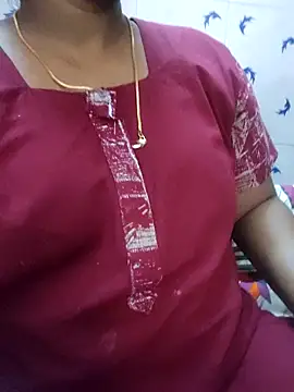 Snapshot of tamil_pavi98 chatting on 03.28.26 tamil pavi98 online show from 03.28.26