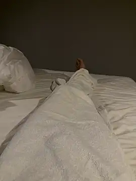 Snapshot of tanhualang001 chatting on 04.01.26 tanhualang001 online show from 04.01.26