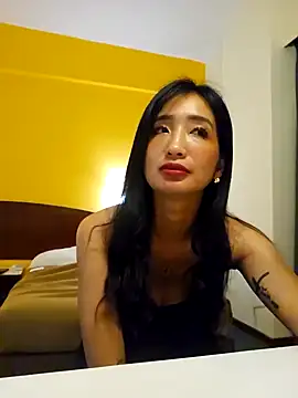 Snapshot of Emceeeeee25 chatting on 03.28.26 Emceeeeee25 online show from 03.28.26