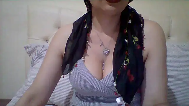 Snapshot of busex25 chatting on 07.02.26 busex25 online show from 07.02.26