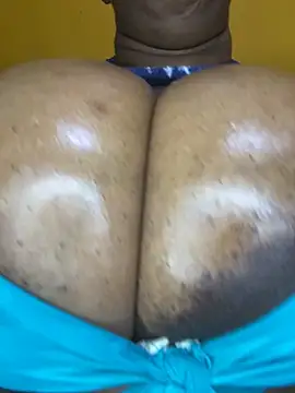 BoobsQueeen online show from 05.21.26