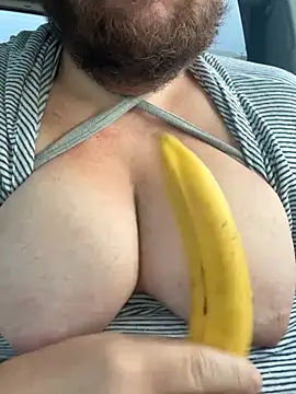 hugemanbreasts online show from 07.25.26