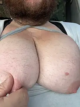 hugemanbreasts online show from 07.28.26