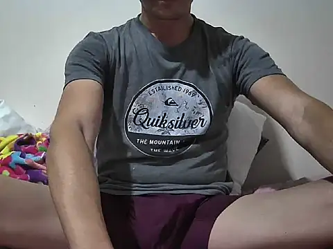 Snapshot of joven322 chatting on 06.21.26 joven322 online show from 06.21.26