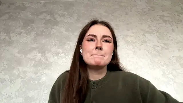 Snapshot of CaroylnEnz chatting on 03.30.26 CaroylnEnz online show from 03.30.26