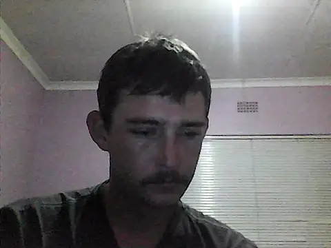 Snapshot of ekslus247 chatting on 03.29.26 ekslus247 online show from 03.29.26