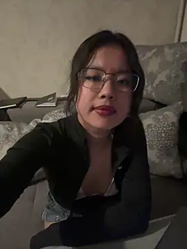 Snapshot of Z_Milll chatting on 03.30.26 Z Milll online show from 03.30.26