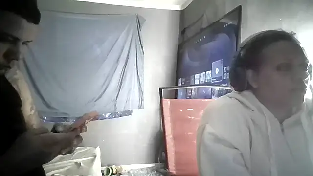 Snapshot of SHY_QUINN chatting on 03.29.26 SHY QUINN online show from 03.29.26