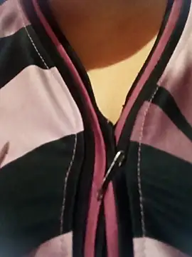 Snapshot of itz-liliroy chatting on 04.03.26 itz-liliroy online show from 04.03.26