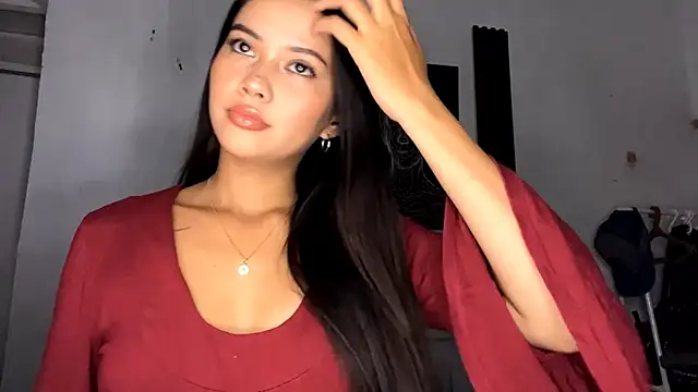 Snapshot of LaruePoldrack chatting on 04.03.26 LaruePoldrack online show from 04.03.26