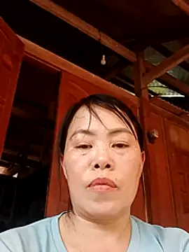 Snapshot of -Mani- chatting on 03.31.26 -Mani- online show from 03.31.26