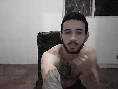 Snapshot of NoxxVx chatting on 04.02.26 NoxxVx online show from 04.02.26