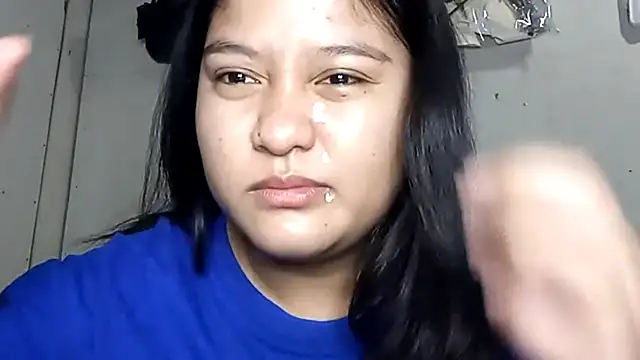 Snapshot of BrandeePhatdouang chatting on 04.03.26 BrandeePhatdouang online show from 04.03.26