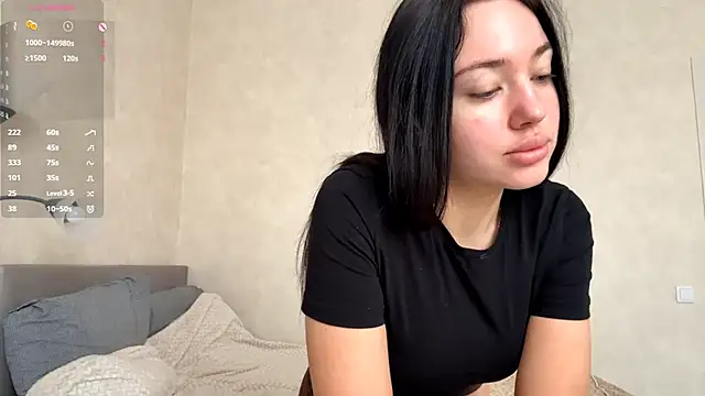 Snapshot of LilyVirelle chatting on 04.14.26 LilyVirelle online show from 04.14.26