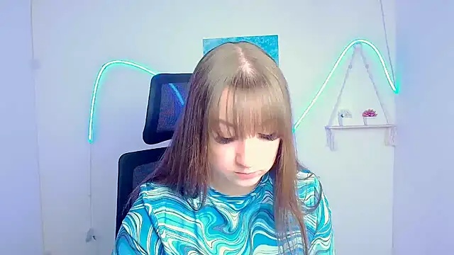 Tiffani Angel online show from 04.27.26