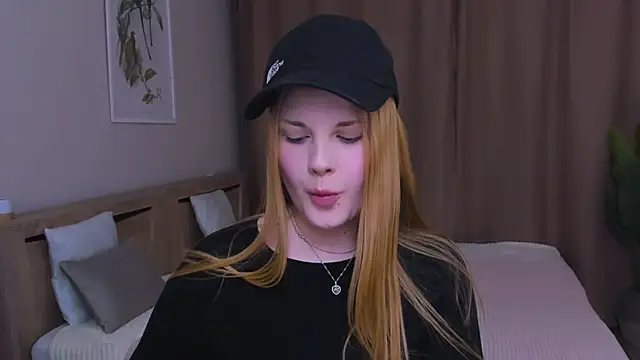 Snapshot of CaseySykes chatting on 04.05.26 CaseySykes online show from 04.05.26