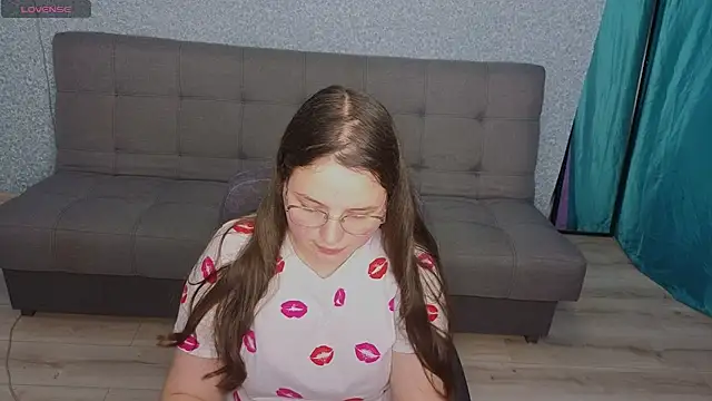 SofiDreamm online show from 05.16.26