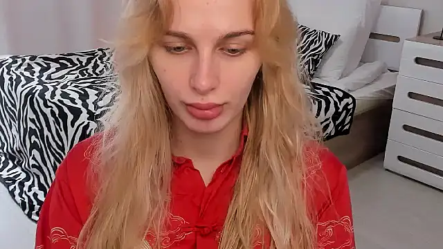 blonde  flirt online show from 04.23.26