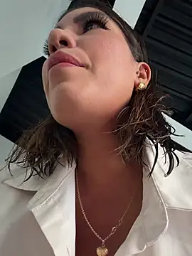 Snapshot of CocoaParadise_ chatting on 04.13.26 CocoaParadise online show from 04.13.26