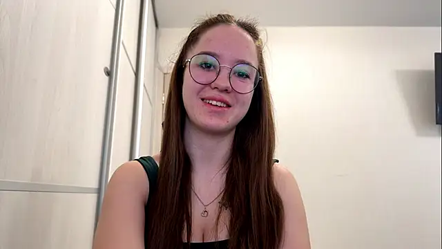 Snapshot of AriaGrand chatting on 04.03.26 AriaGrand online show from 04.03.26