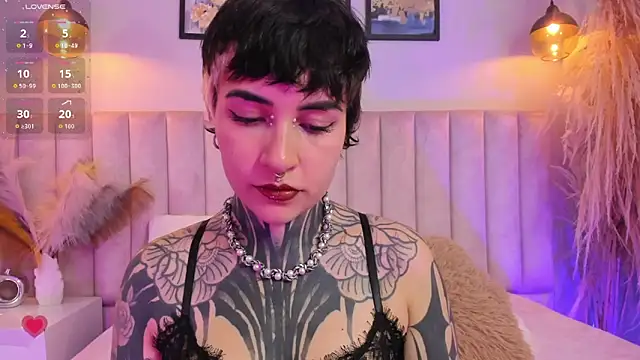 Luana fiore online show from 05.15.26