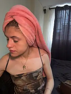 Lia fire online show from 05.24.26