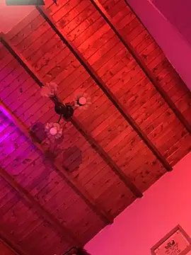 Snapshot of Violett_Sykes chatting on 04.03.26 Violett Sykes online show from 04.03.26