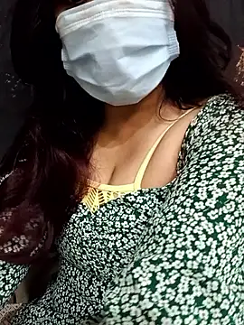 Snapshot of Cute_Anushka97 chatting on 04.03.26 Cute Anushka97 online show from 04.03.26