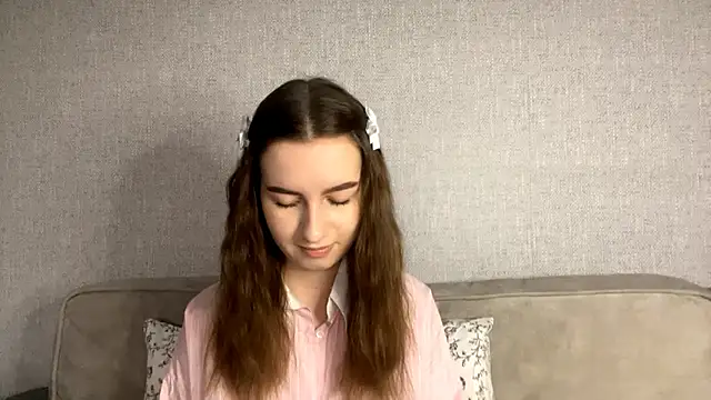 Snapshot of WinterChriscoe chatting on 04.02.26 WinterChriscoe online show from 04.02.26