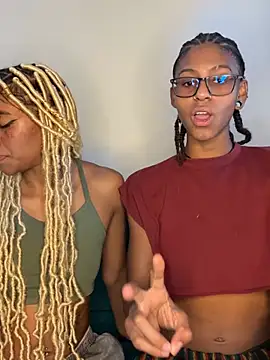 Snapshot of Sun_lynx_Love chatting on 04.06.26 Sun lynx Love online show from 04.06.26