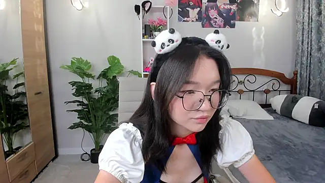 syuri sun online show from 07.23.26