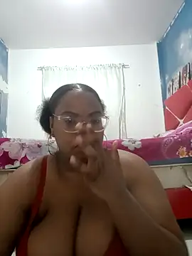 Snapshot of BabyFuego_ chatting on 04.05.26 BabyFuego online show from 04.05.26